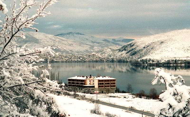 Tsamis Hotel Kastoria Ngoại thất bức ảnh